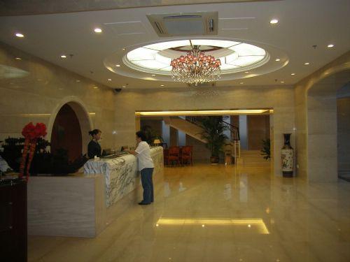 Dong Yuan Business Hotel Yantai Interior foto